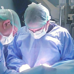 Dr Arian Celaj. Kirurg Ortoped Traumatolog