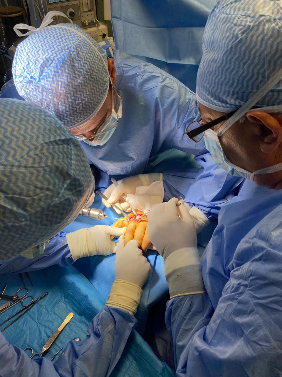 Dr Arian Celaj. Kirurg Ortoped Traumatolog